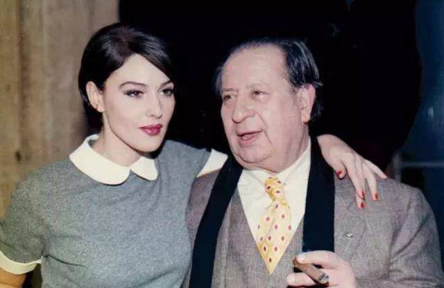 侏罗纪世界3 视频缩略图