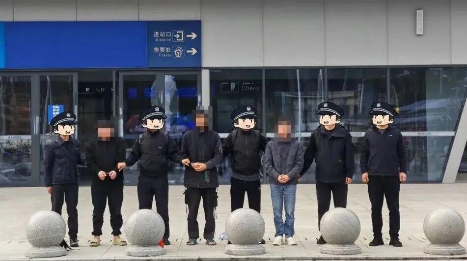 嗜血人鱼 视频缩略图