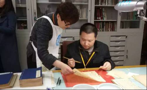 商战 视频缩略图