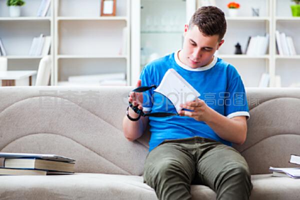 伸冤人2 视频缩略图