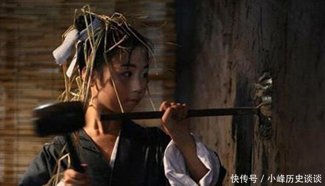 史酷比：重返僵尸岛 视频缩略图