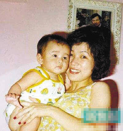 伊甸湖 视频主图