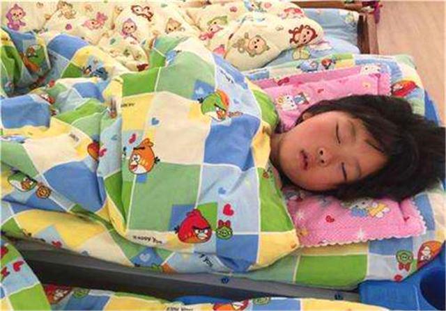 偷窥者 视频海报