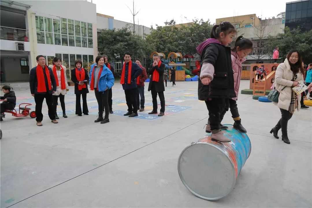 冒牌大状审死官 视频缩略图