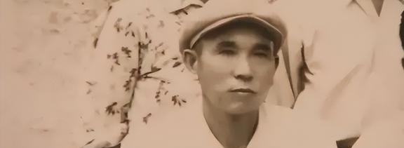 三日月与猫 视频主图