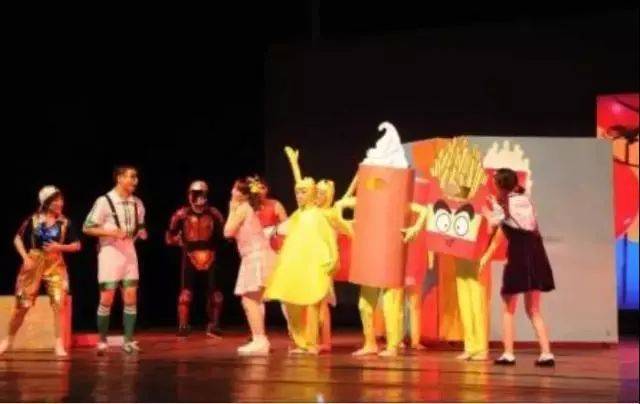 圣诞家族 视频缩略图