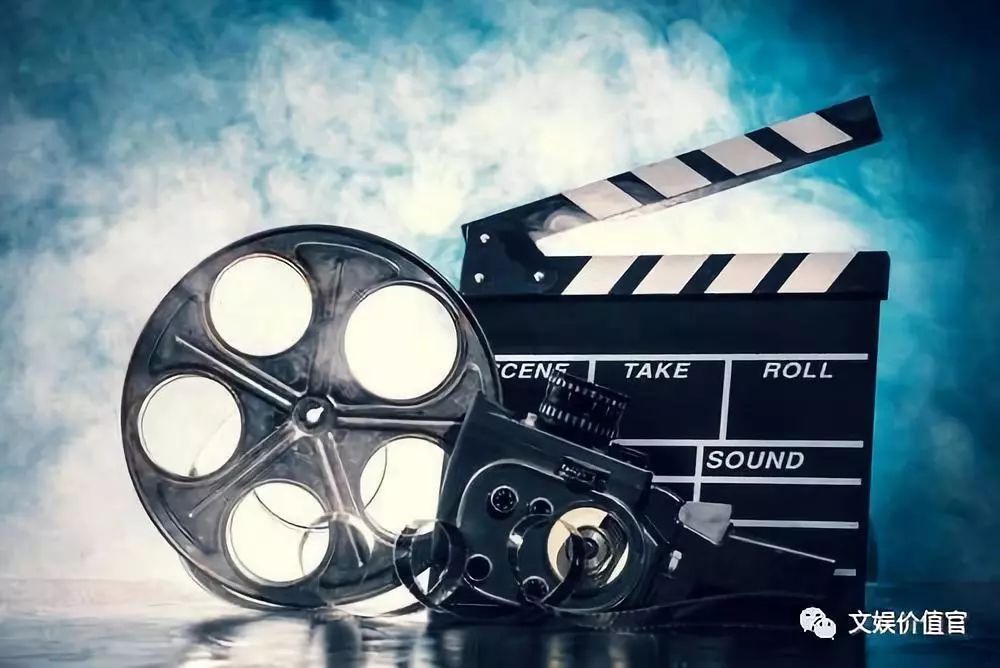 同屋聚会 视频缩略图