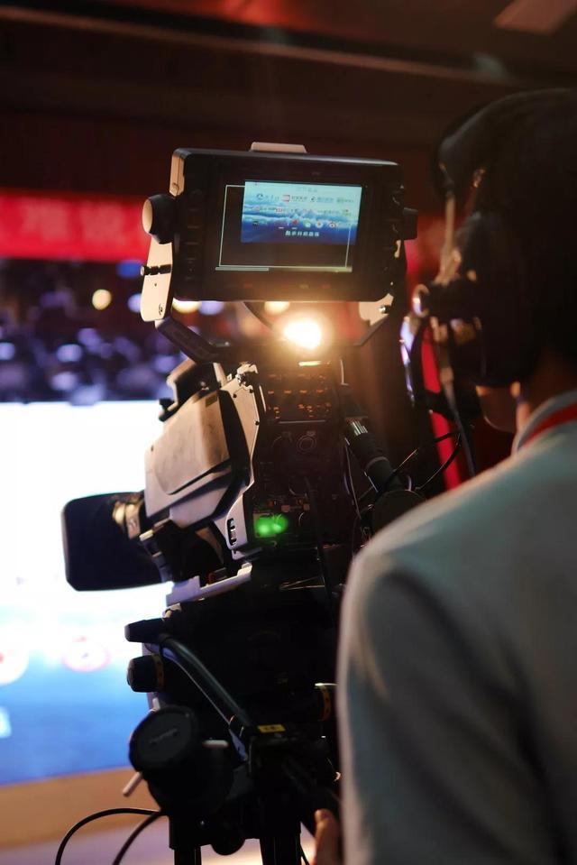 圣剑屠魔3 视频海报