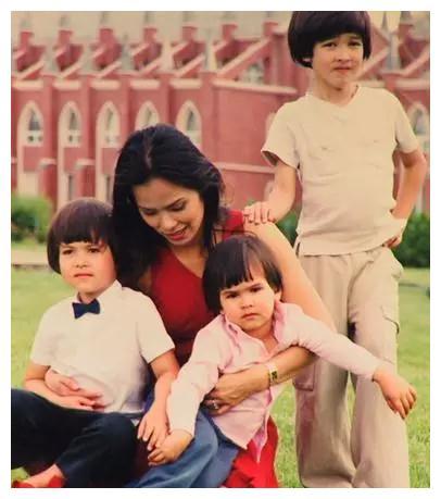 团圆饭 视频缩略图