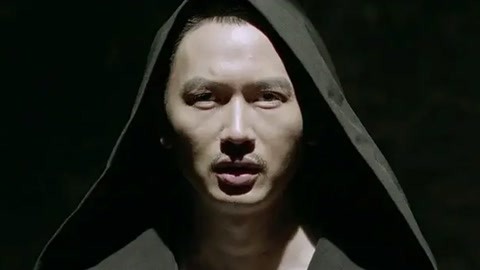 地狱男爵2：黄金军团 视频缩略图