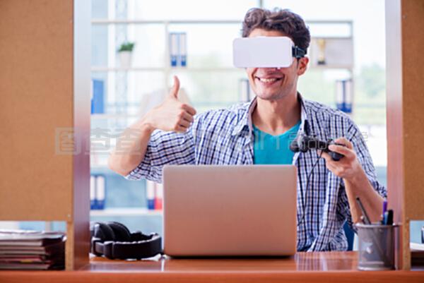 信任之剑 视频缩略图