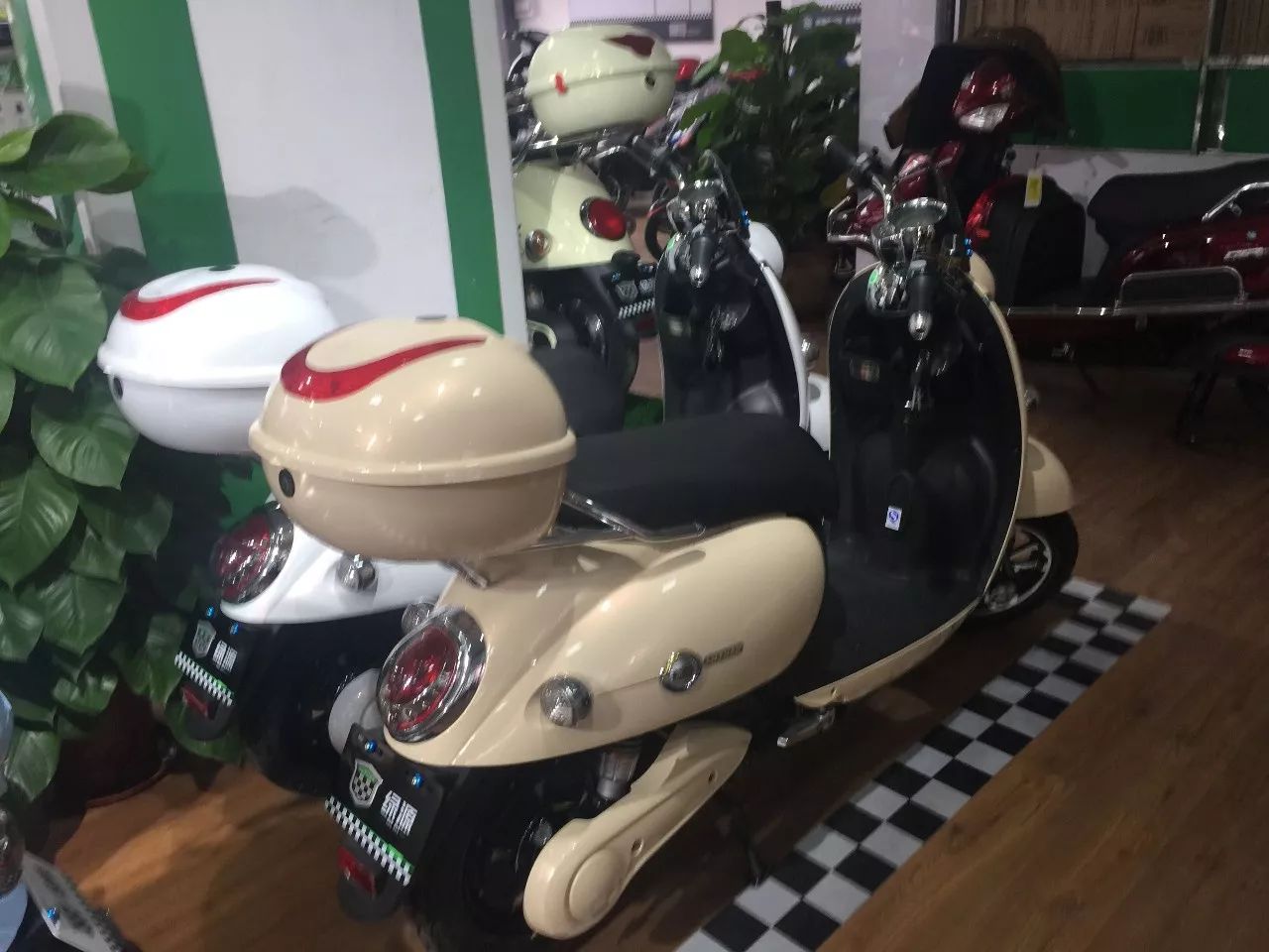 凡人烦恼 视频缩略图