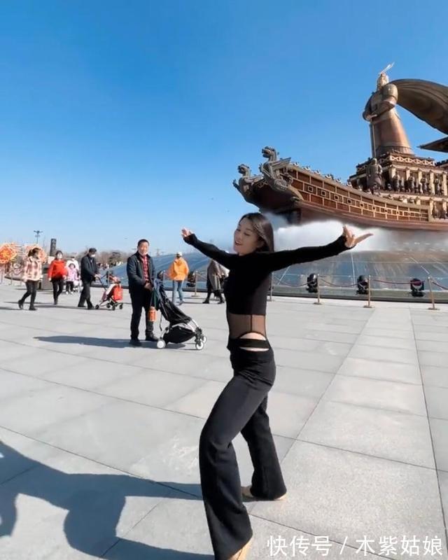 倮·恋 视频缩略图