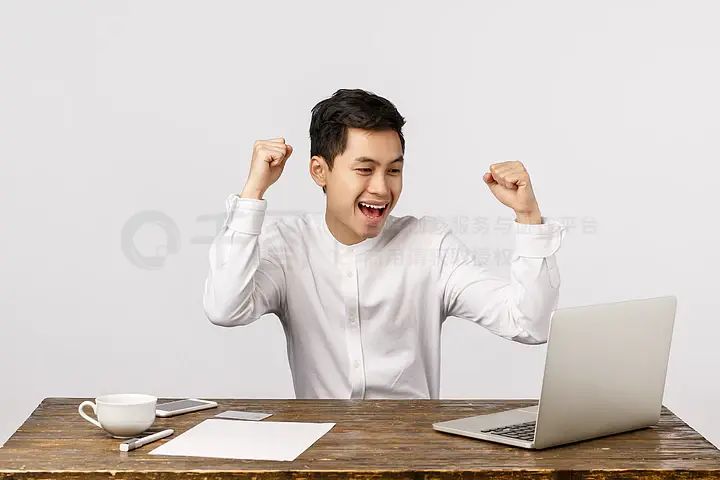 城市游戏 视频海报