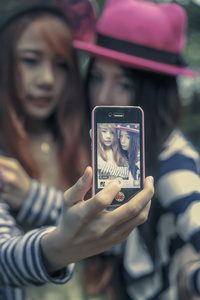 圣殇 视频缩略图