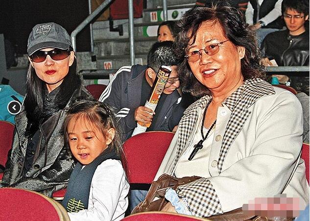 圣诞特攻队 视频缩略图