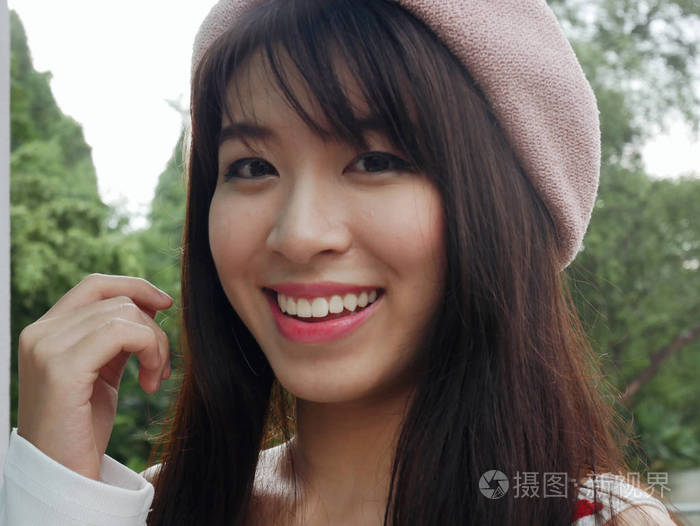 信天翁 视频海报