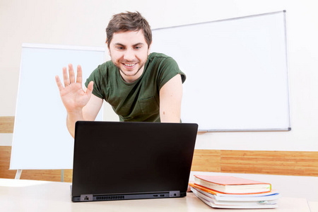 你燃烧了我 视频主图