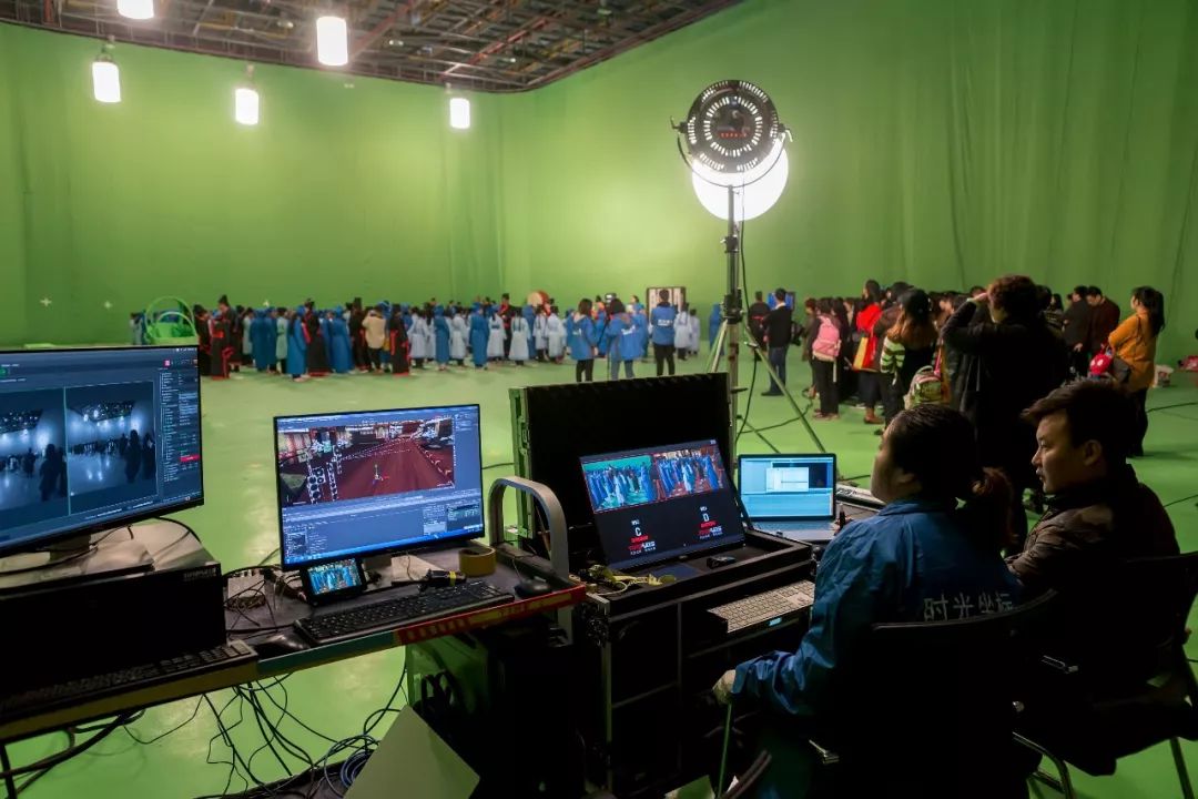 和山田进行LV.999的恋爱 视频缩略图