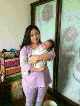 偷穿高跟鞋 视频海报