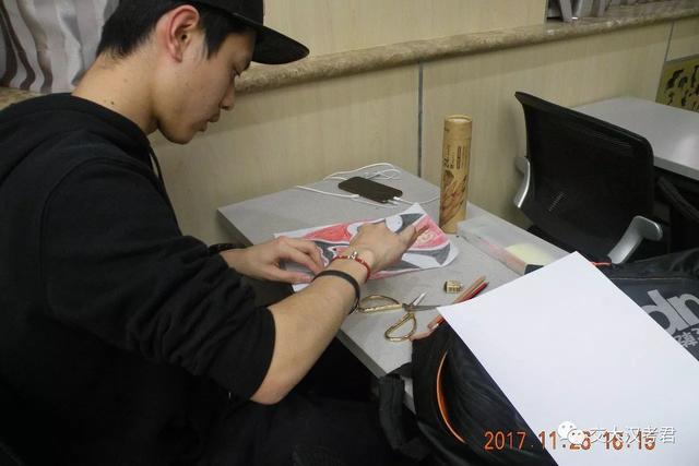 喜气洋洋小金莲 视频缩略图