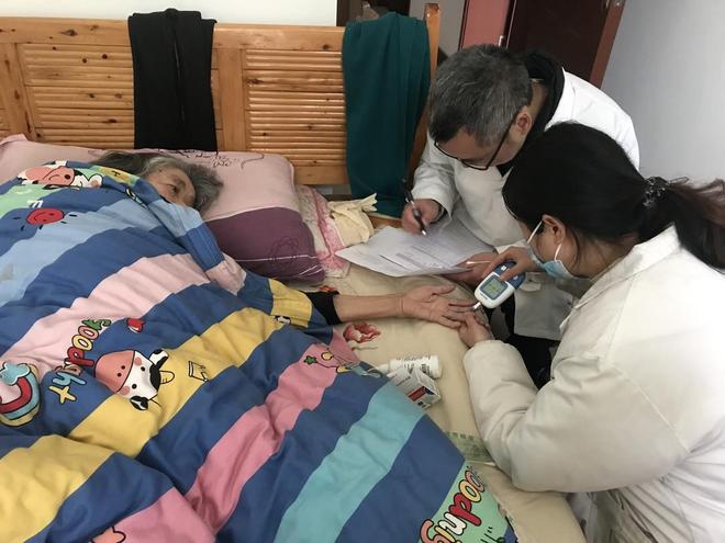 傻哥的逆袭 视频缩略图