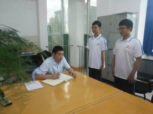 回到未来3 视频缩略图