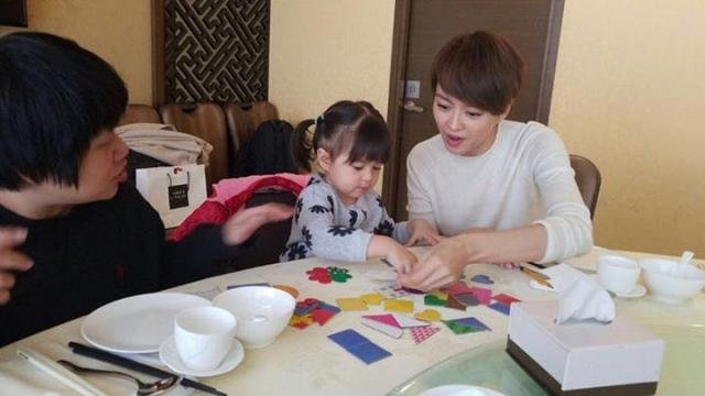 伊莲娜 视频缩略图