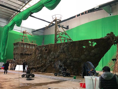 同学麦娜丝 视频缩略图