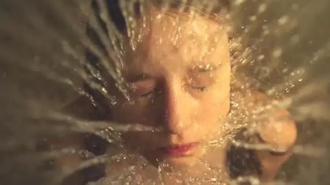 另一个故乡 视频缩略图