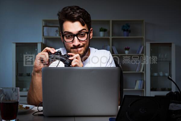 去年圣诞 视频封面