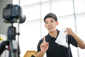 圣诞天使 视频海报