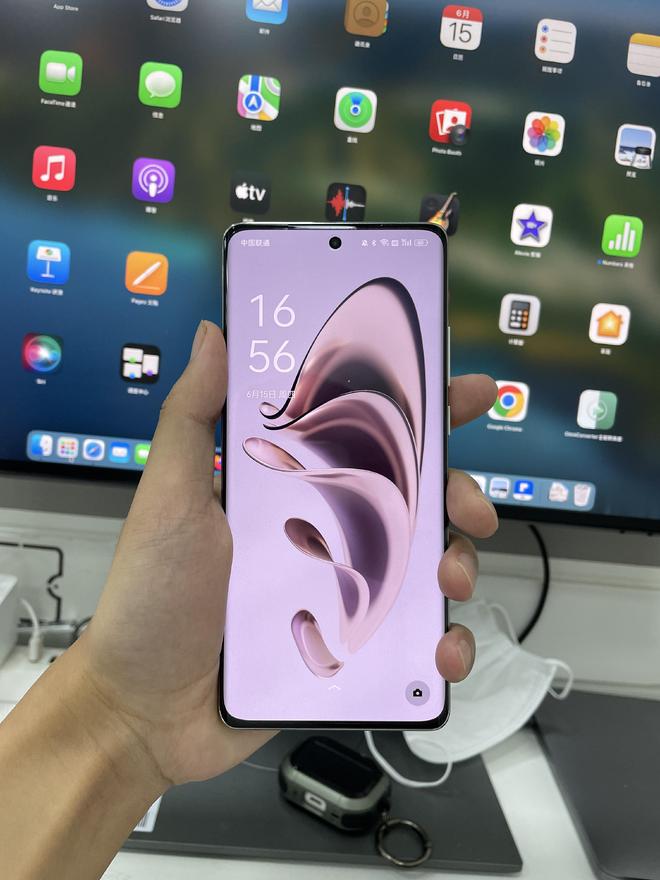 健听女孩 视频缩略图