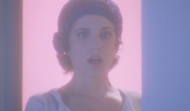 偷窥者 视频缩略图